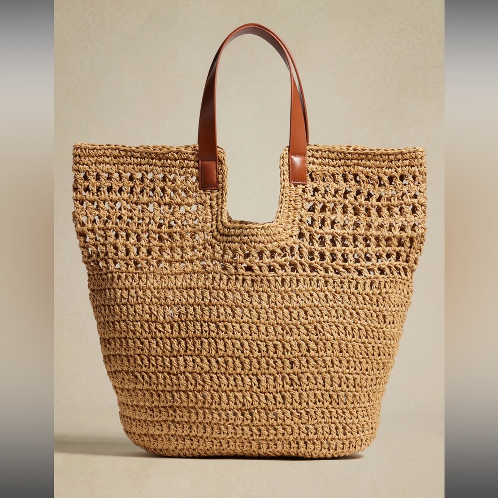 NWT STRAW SHOPPER TOTE